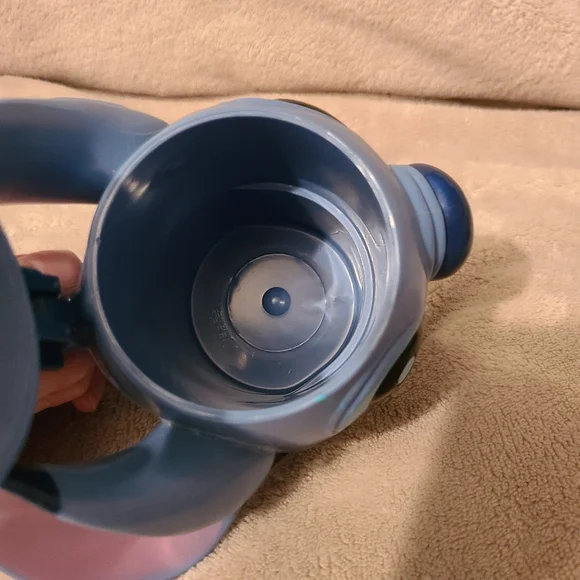 Stitch Disney on Ice Cup With Lid - Picture 9 of 10